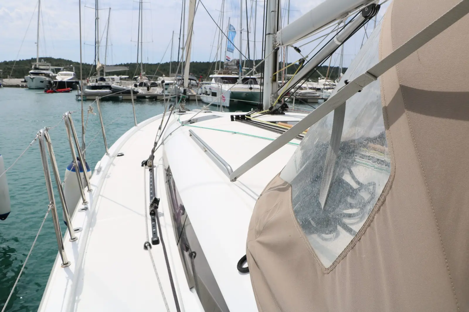 Uri, Jeanneau Sun Odyssey 440, fotografija 2